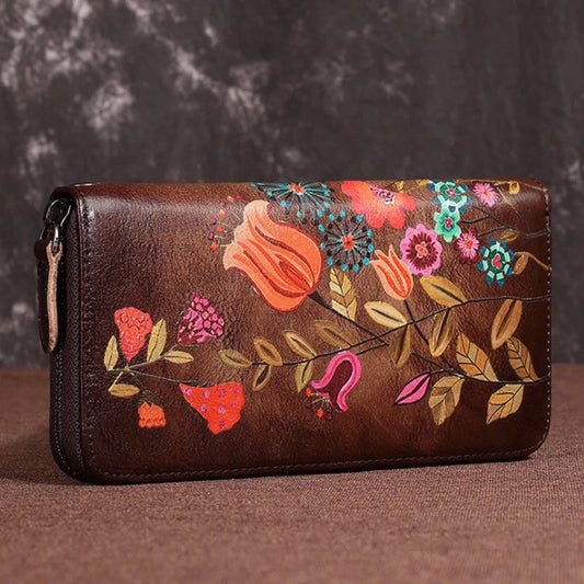 Floral Elegance: Retro Leather Artisan Wallet
